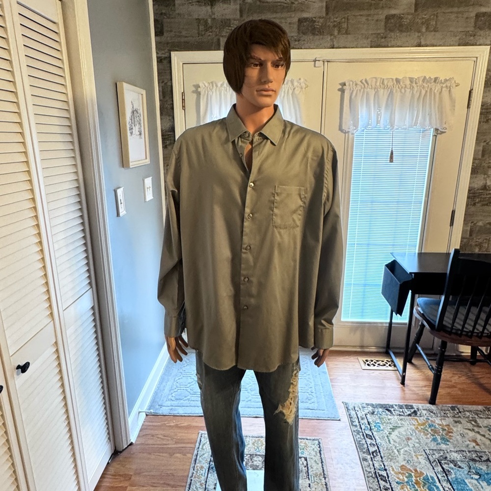 Men's Van Heusen Shirt‎ SZ XL Gray